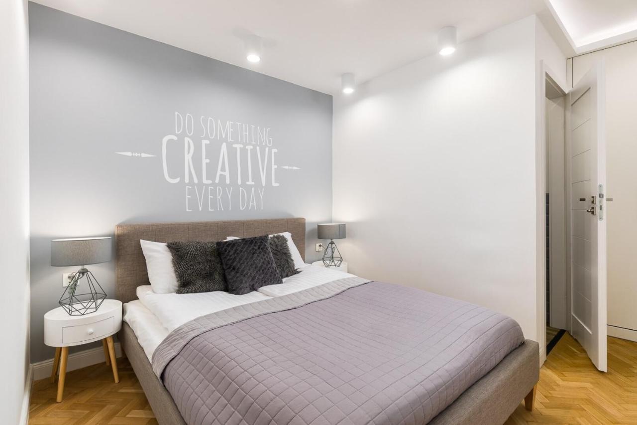 Rent Like Home - Zlota 65 II Warschau Exterior foto